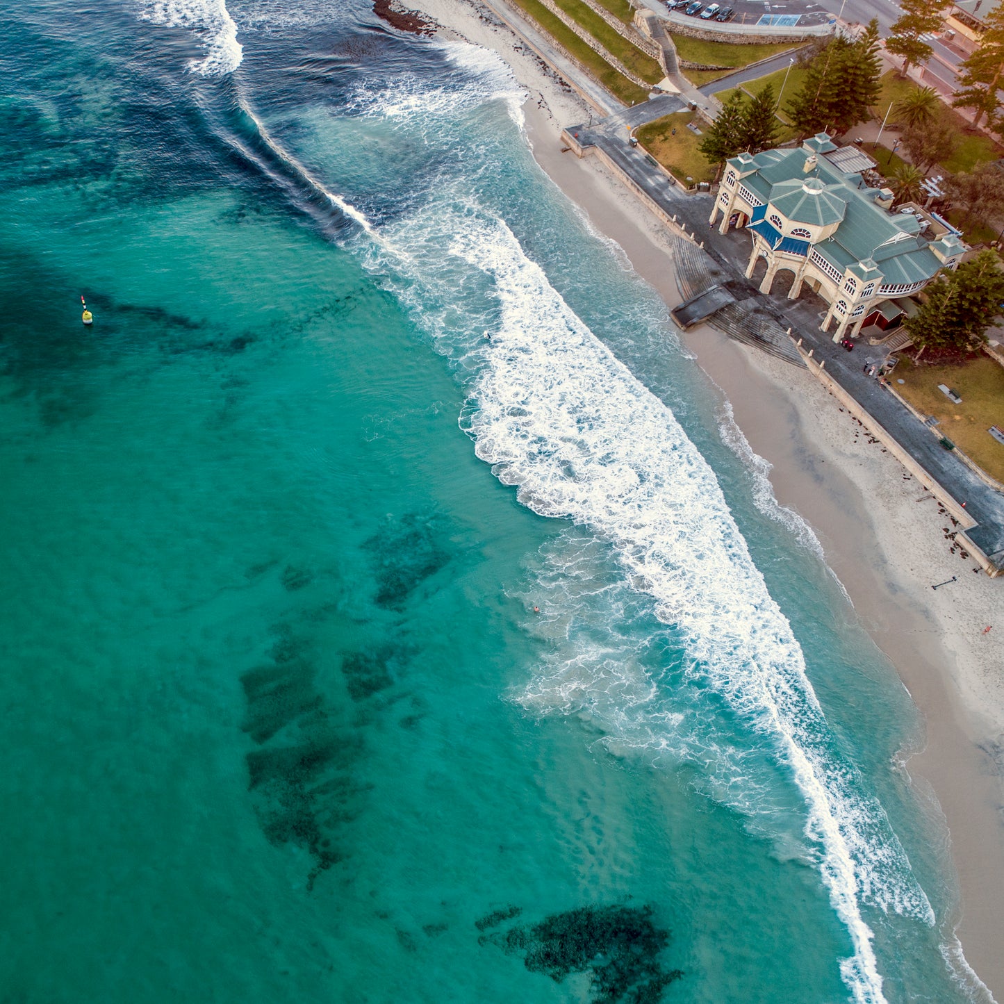 IA0279 - COTTESLOE BEACH